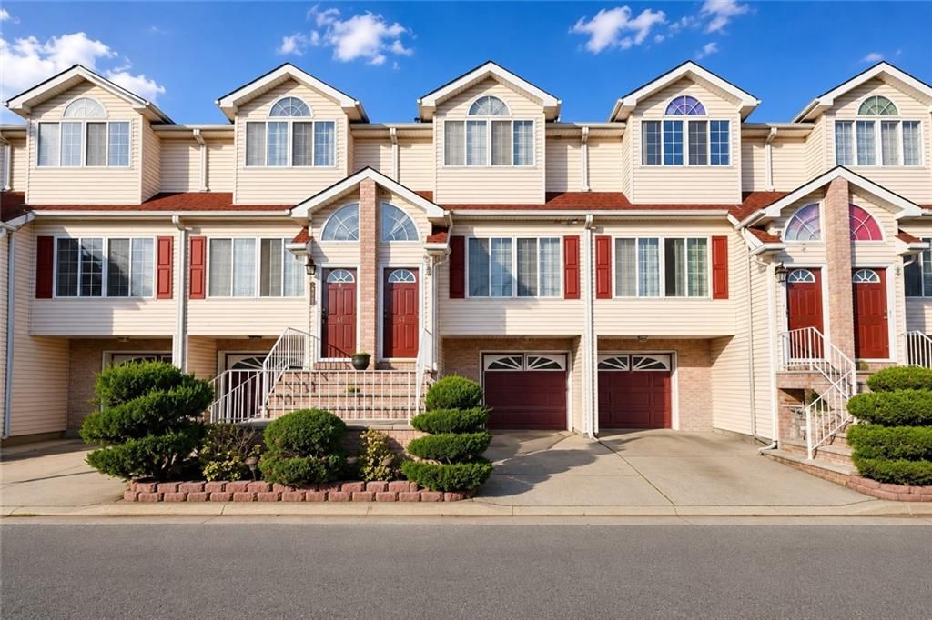 Photo of 63 Arden Avenue, Staten Island, NY 10312 (MLS # 501245)