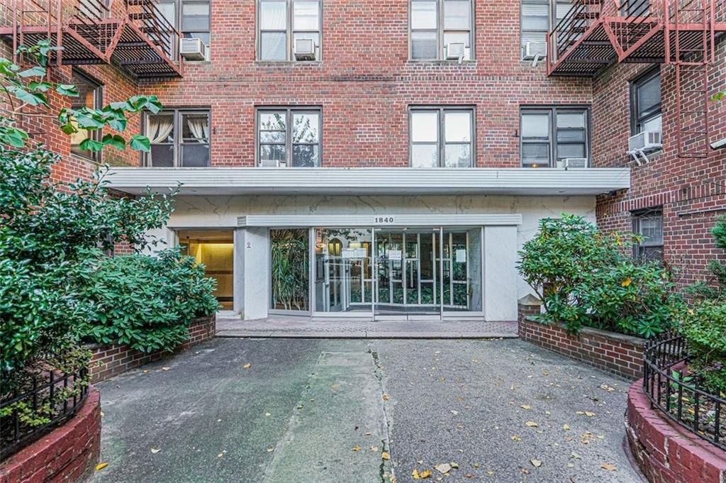 Photo of 1840 13th Street #6S, Brooklyn, NY 11229 (MLS # 499427)