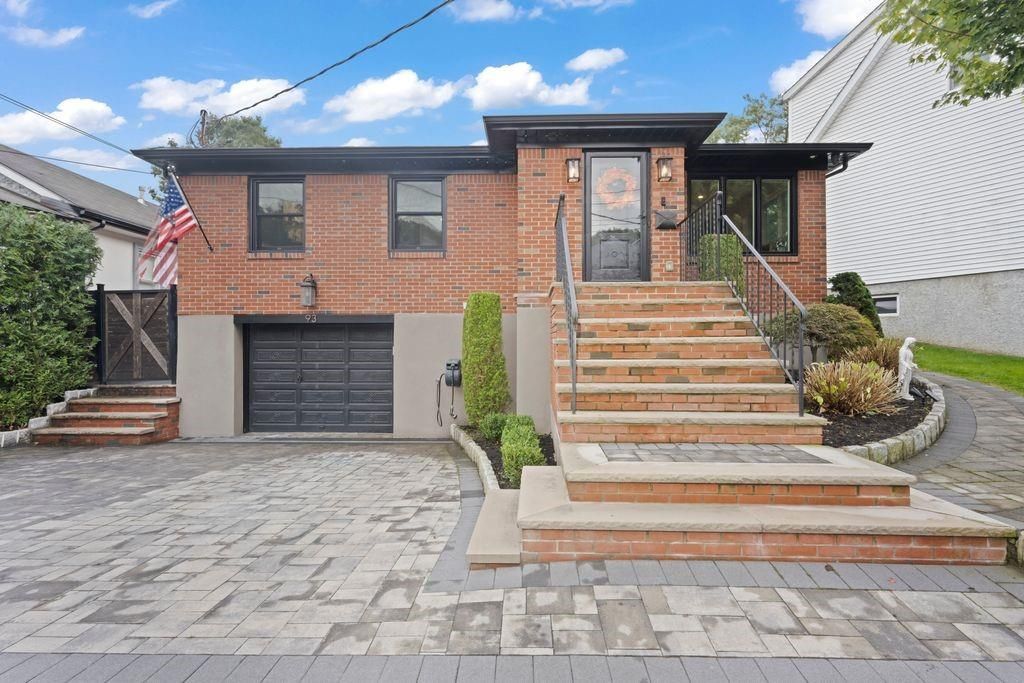 Photo of 93 Beacon Avenue, Staten Island, NY 10306 (MLS # 496660)