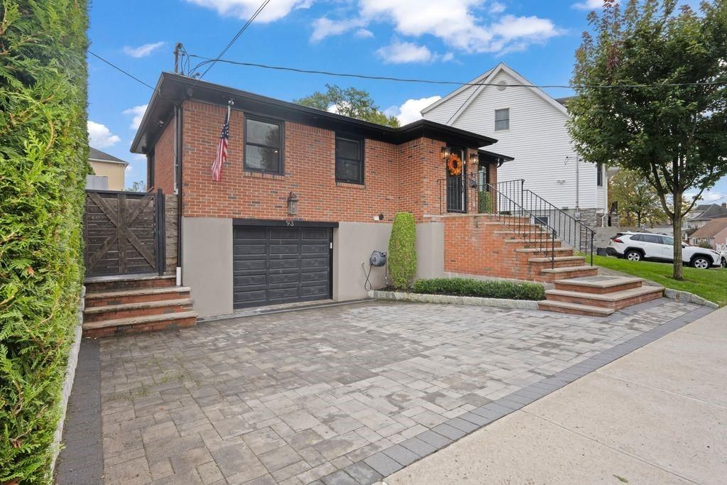 Photo of 93 Beacon Avenue, Staten Island, NY 10306 (MLS # 496660)