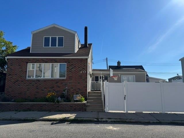 Photo of 20 Ebony Court, Brooklyn, NY 11229 (MLS # 501900)