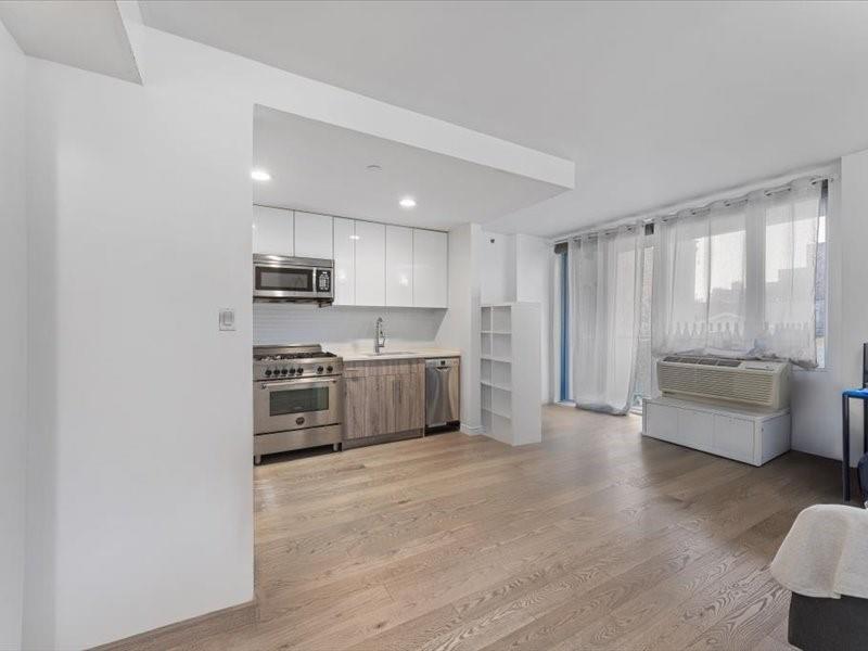 557 Hart Street #3A, Brooklyn, New York image 2