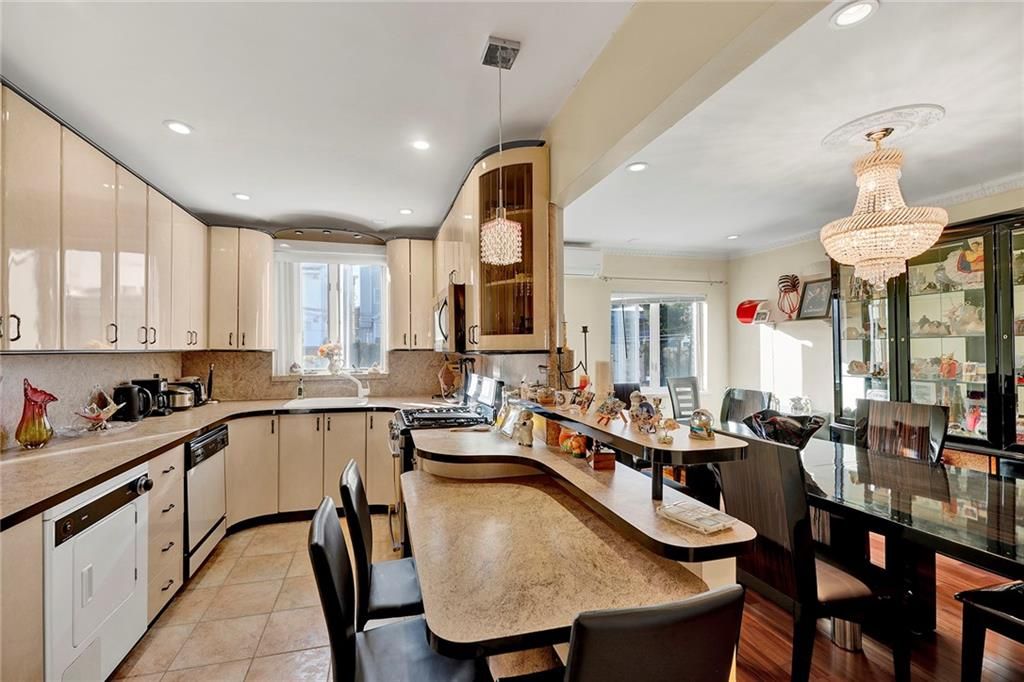 Photo of 138 Bay 11th Street, Brooklyn, NY 11228 (MLS # 500970)