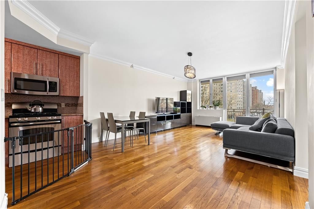 Photo of 2805 Ocean Parkway #3A, Brooklyn, NY 11235 (MLS # 499672)