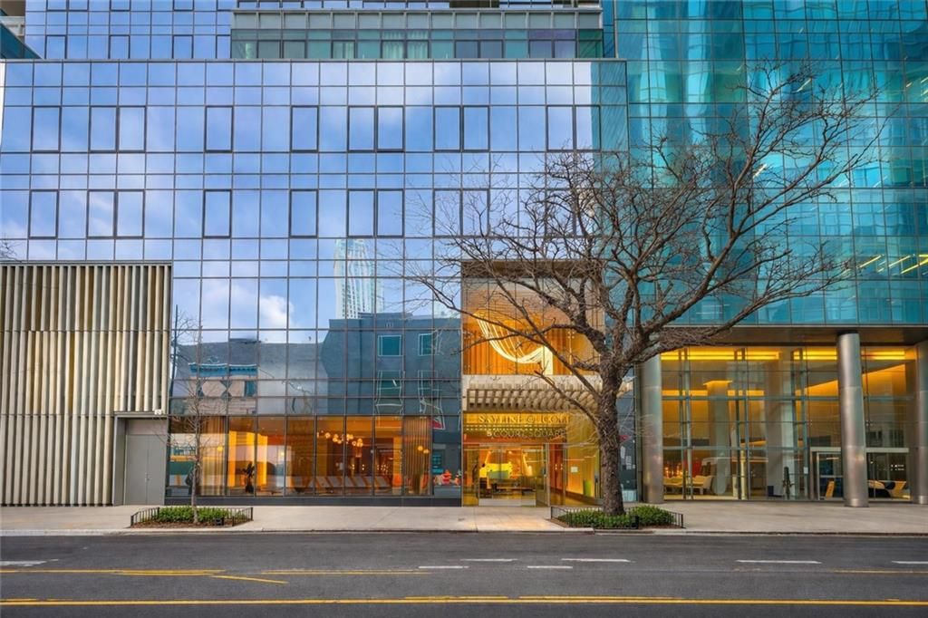 Photo of 3 Court Square #5411, Long Island City, NY 11101 (MLS # 500365)