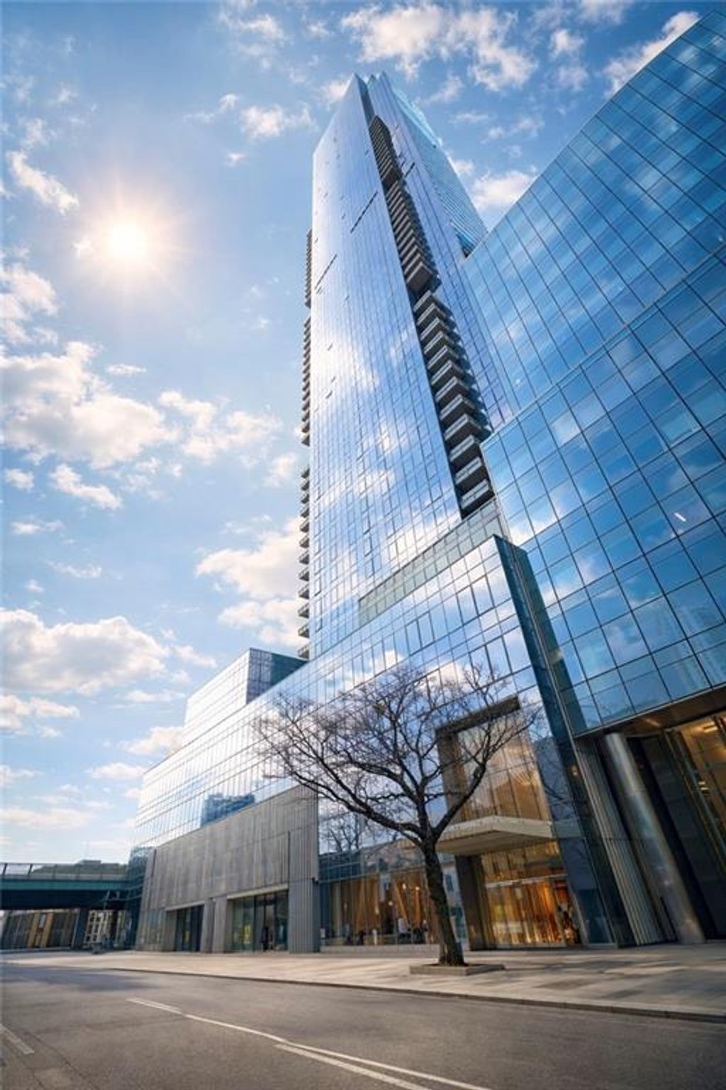 Photo of 3 Court Square #5411, Long Island City, NY 11101 (MLS # 500365)