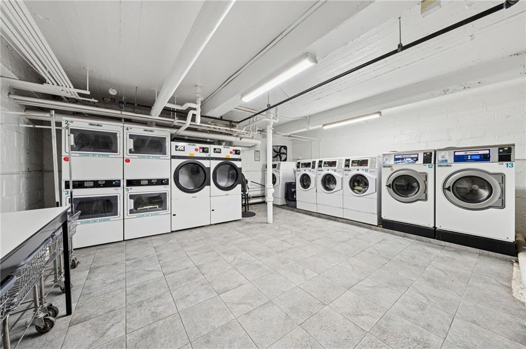 385 Argyle Road #4A, Brooklyn, New York image 15