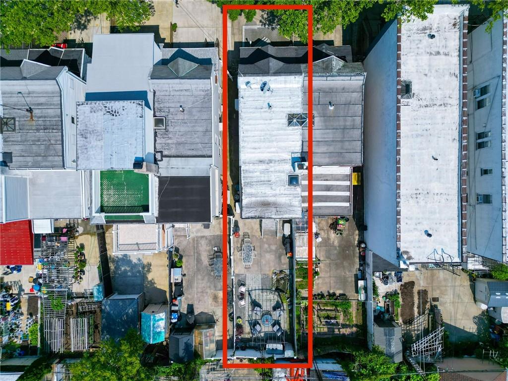 2038 10th Street, Brooklyn, New York image 34