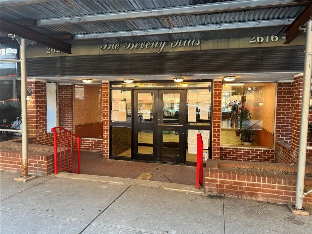 Photo of 2626 Homecrest Avenue #3P, Brooklyn, NY 11235 (MLS # 498247)