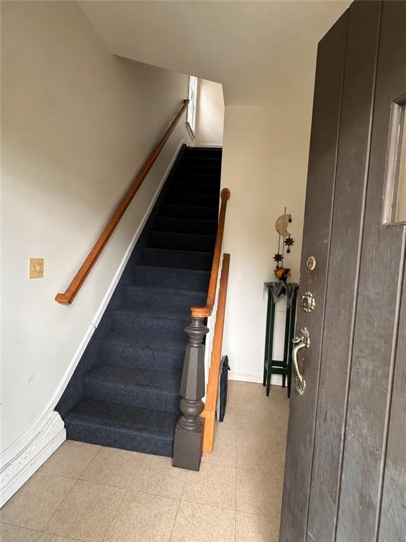 Photo of 17 Scribner Avenue, Staten Island, NY 10301 (MLS # 505351)