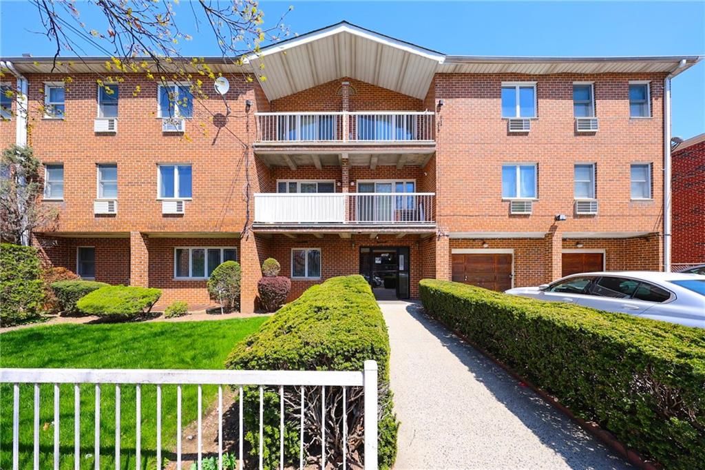 Photo of 1449 67th Street #3D, Brooklyn, NY 11219 (MLS # 500506)