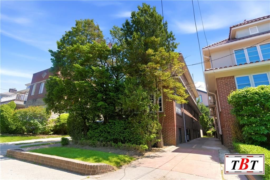 Photo of 2706 Avenue J, Brooklyn, NY 11210 (MLS # 501726)