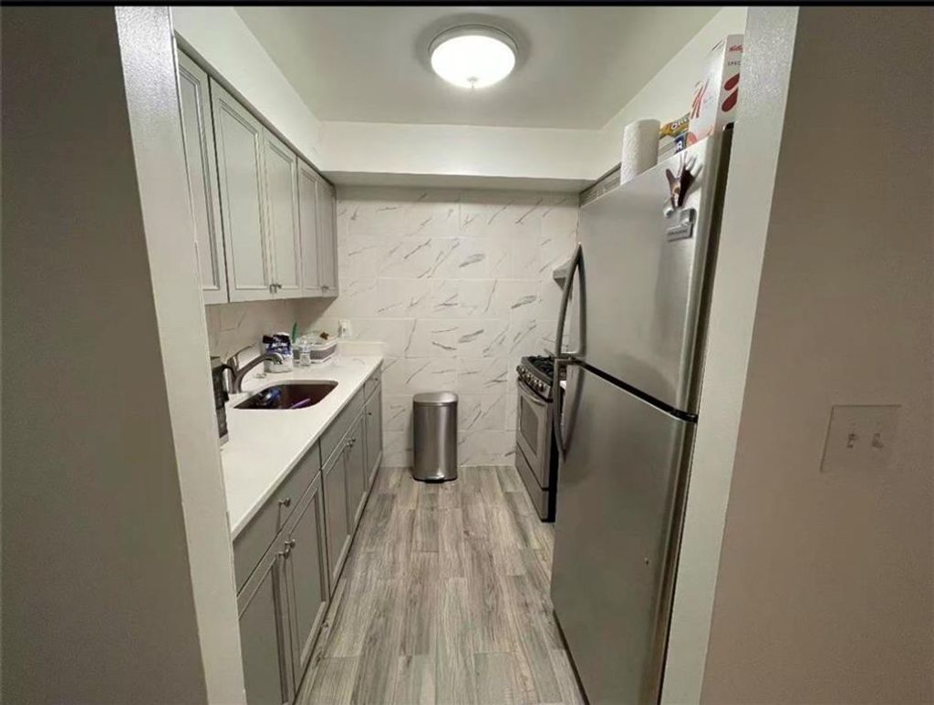 Photo of 947 181st Street, Bronx, NY 10460 (MLS # 498375)