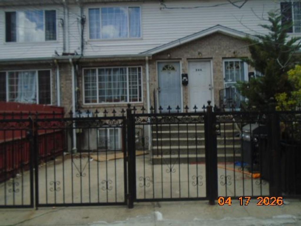 Photo of 729 Eldert Lane, Brooklyn, NY 11208 (MLS # 500944)