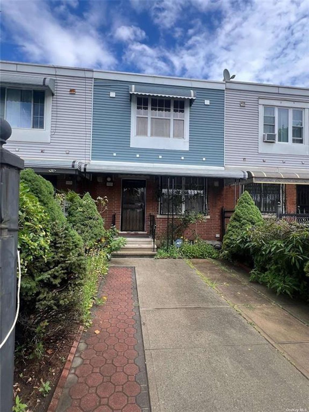 Photo of 1825 Linden Boulevard, Brooklyn, NY 11207 (MLS # 495648)