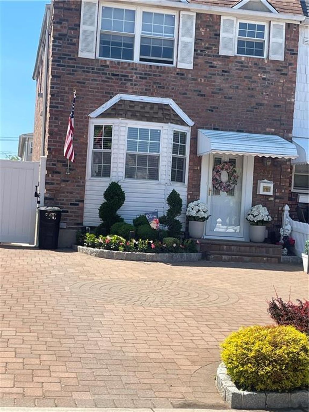 Photo of 281 Hillman Avenue, Staten Island, NY 10314 (MLS # 501499)