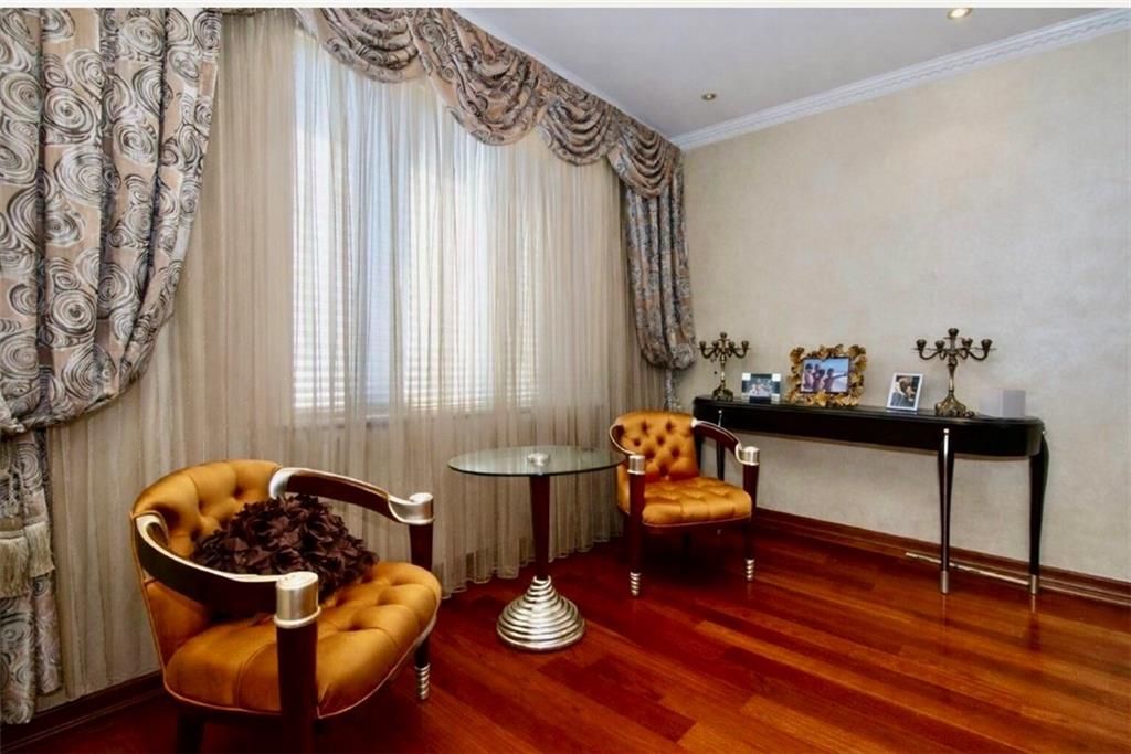 Photo of 20 Corbin Place, Brooklyn, NY 11235 (MLS # 500062)