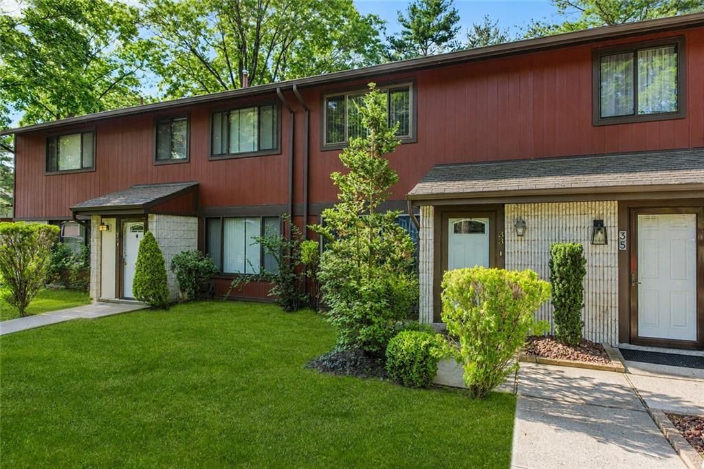 Photo of 33 Belmar Drive #1, Staten Island, NY 10314 (MLS # 501498)