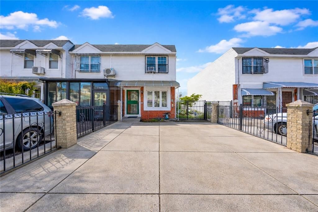 Photo of 2842 27 Street, Brooklyn, NY 11224 (MLS # 499243)