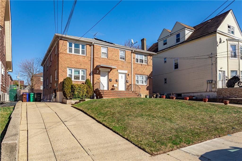 Photo of 21 Wheeler Avenue, Staten Island, NY 10314 (MLS # 499737)