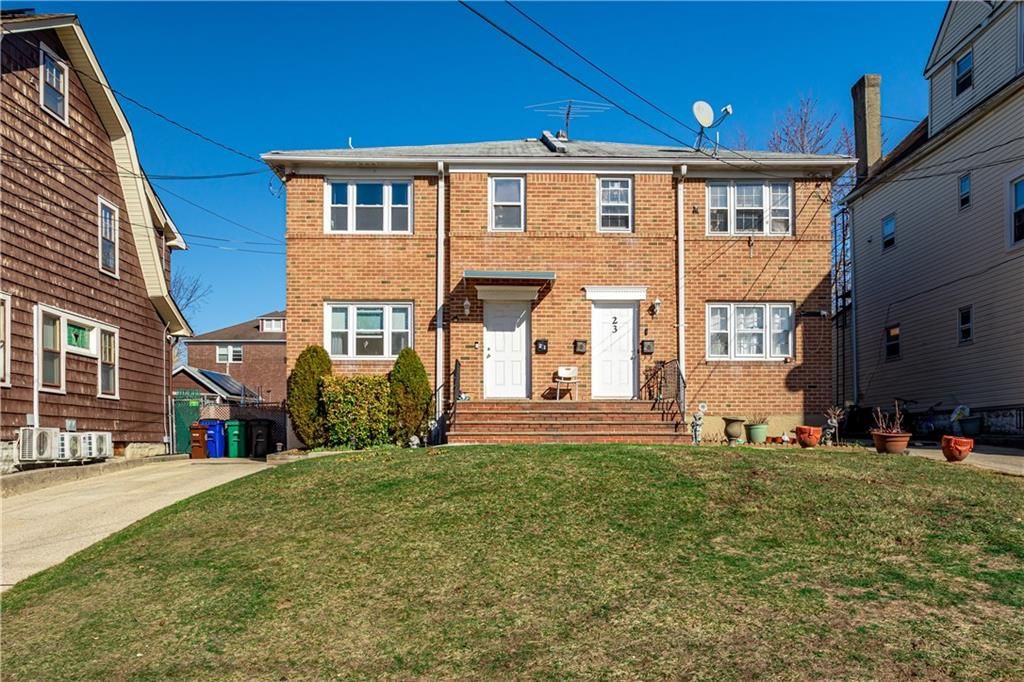 Photo of 21 Wheeler Avenue, Staten Island, NY 10314 (MLS # 499737)