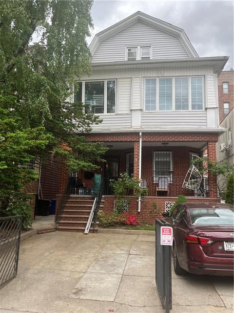 Multifamily For Sale - 1040 15th Street<br/> Brooklyn, NY 11230