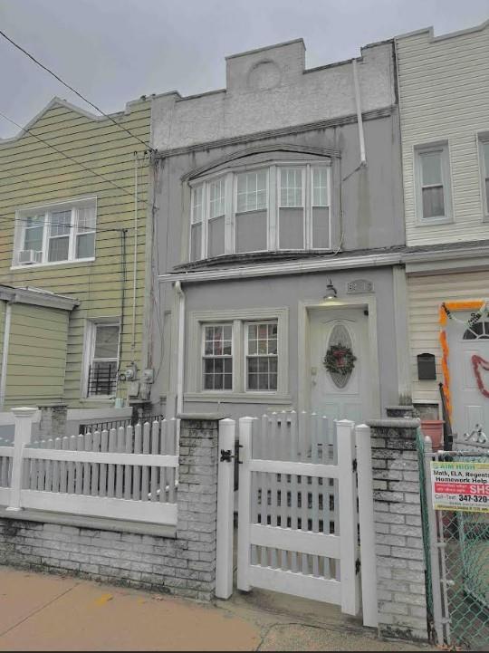 94-16 Forbell Street, Ozone Park, New York image 4