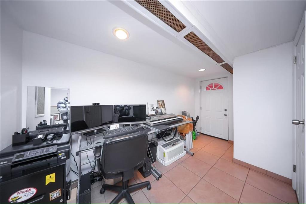 2961 Voorhies Avenue, Brooklyn, New York image 16