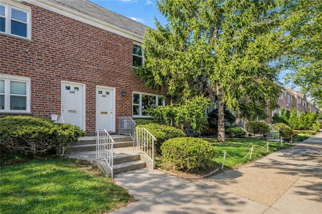 Photo of 284 Bay 19th Street #B, Brooklyn, NY 11214 (MLS # 500149)