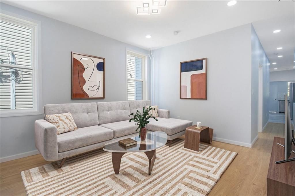 Photo of 490 Van Duzer Street, Staten Island, NY 10304 (MLS # 498361)