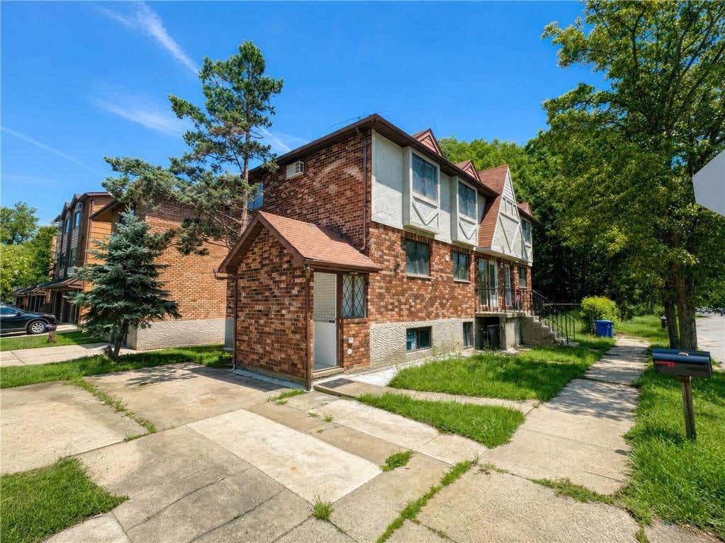 Photo of 79 Pompey Avenue, Staten Island, NY 10312 (MLS # 503624)