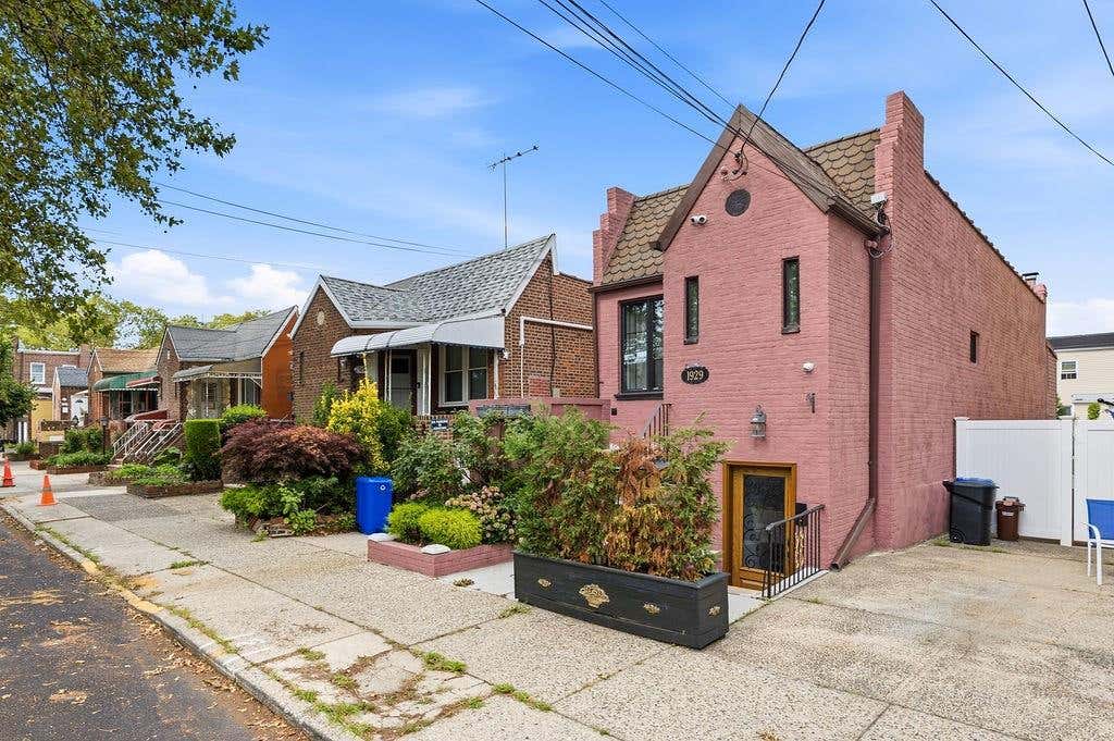 Photo of 1929 33rd Street, Brooklyn, NY 11234 (MLS # 503485)