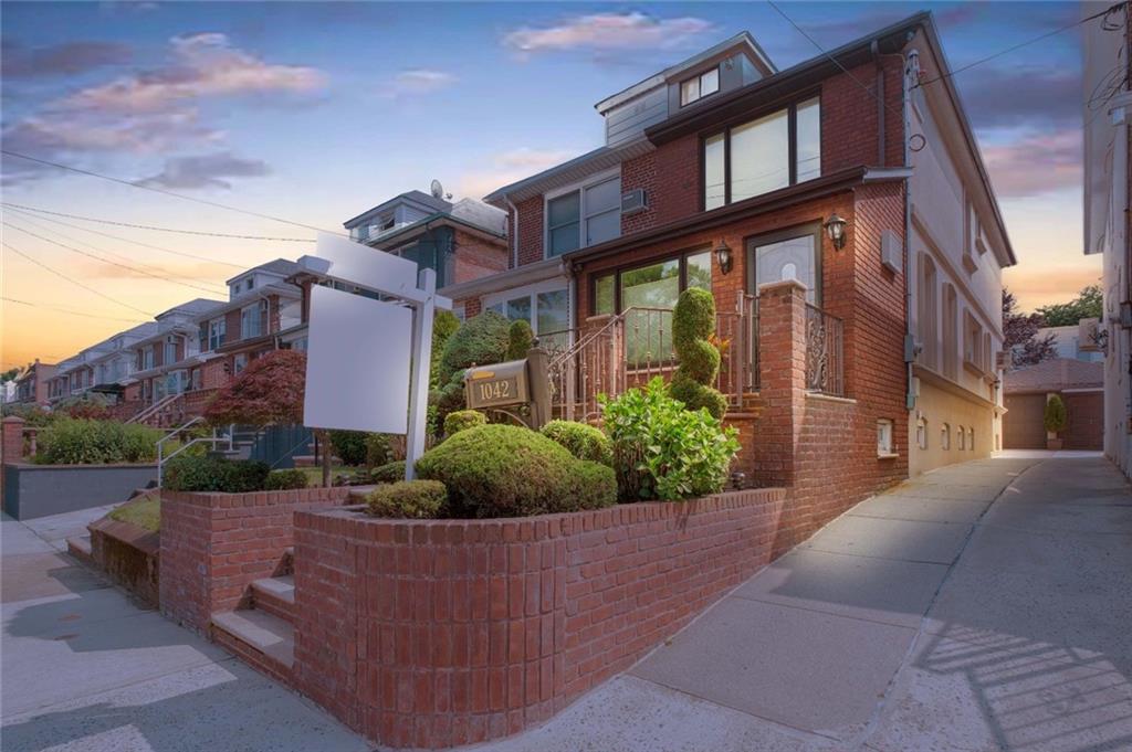 1042 76th Street, Brooklyn, New York image 12