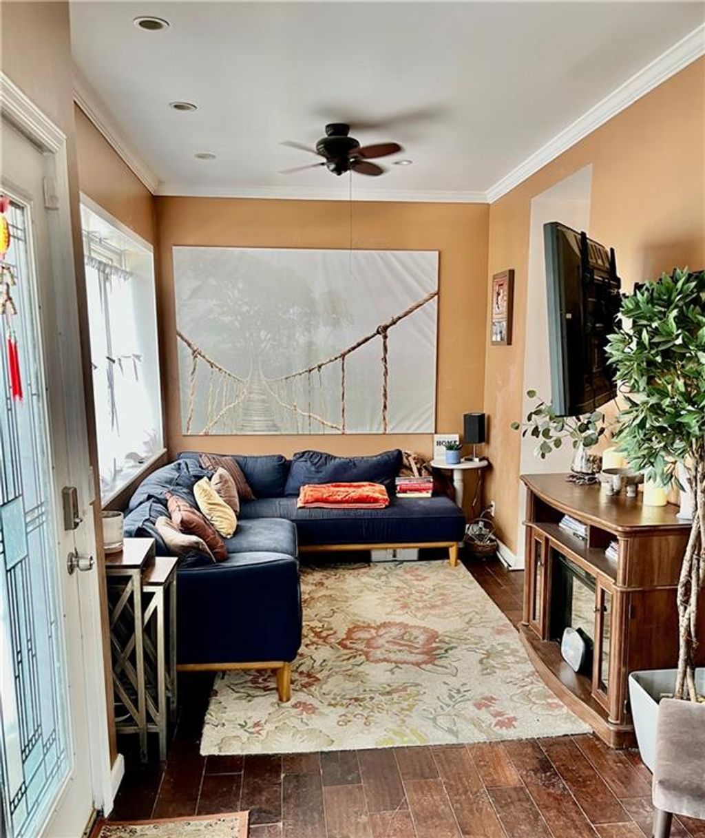 Photo of 143 Milton Avenue, Staten Island, NY 10306 (MLS # 502301)