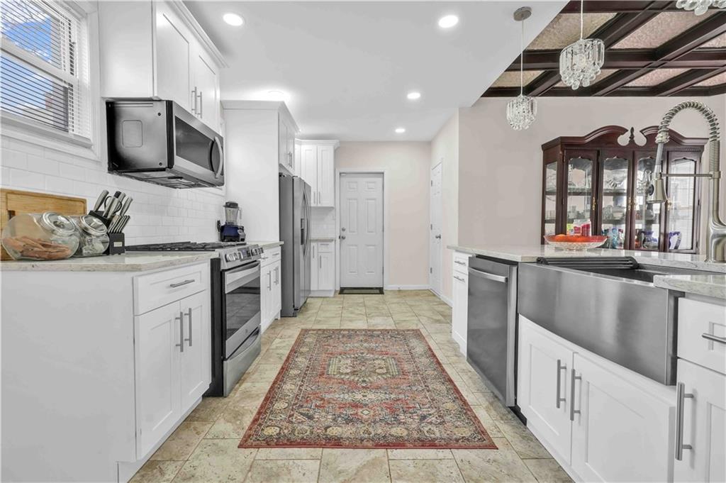 14553 221st Street, Springfield Gardens, New York image 9