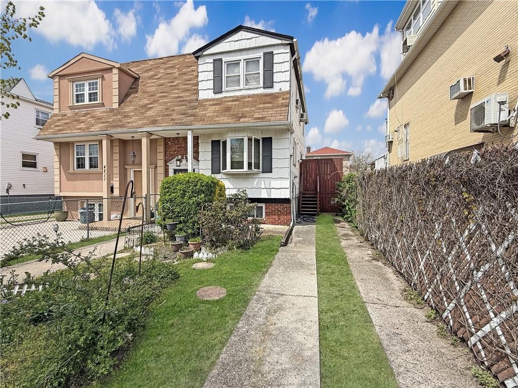 Photo of 4209 Nautilus Avenue, Brooklyn, NY 11224 (MLS # 500874)