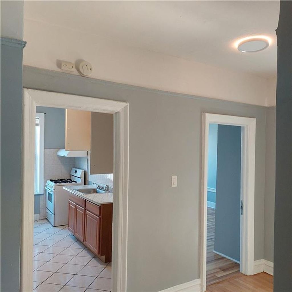 Photo of 699 Hinsdale Street, Brooklyn, NY 11207 (MLS # 500063)