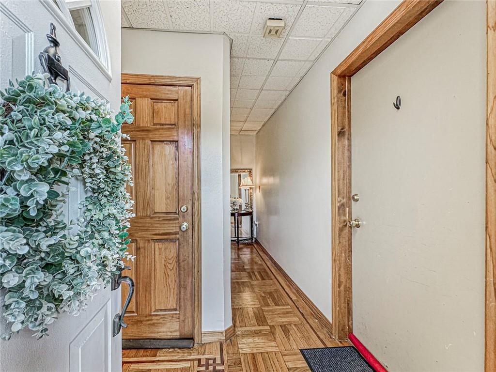 Photo of 236 Fingerboard Road, Staten Island, NY 10305 (MLS # 497597)