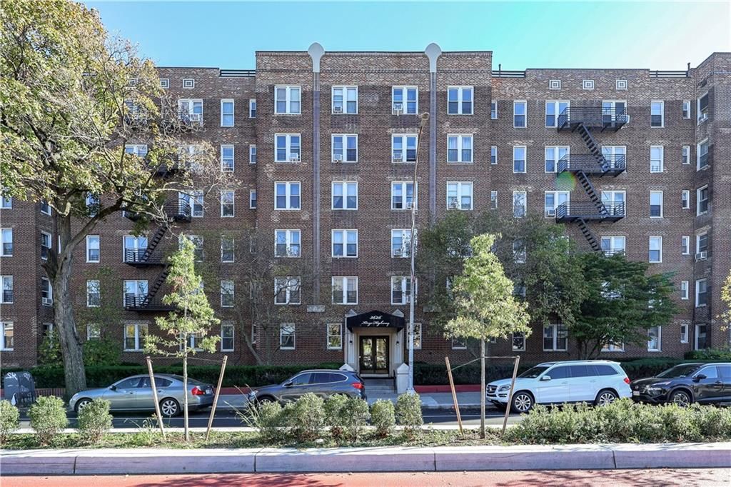 Photo of 3626 Kings Highway #4E, Brooklyn, NY 11234 (MLS # 496888)