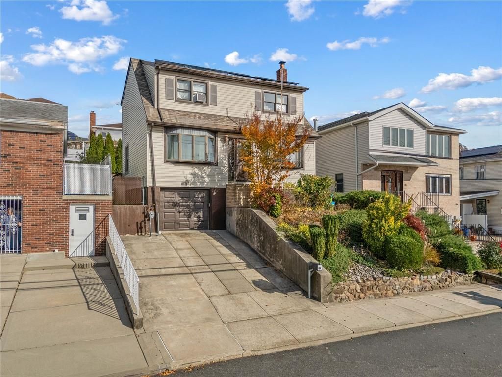 Photo of 159 Seneca Avenue, Staten Island, NY 10301 (MLS # 497336)