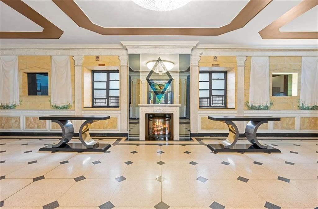 Photo of 300 Ocean Parkway #4S, Brooklyn, NY 11218 (MLS # 495646)