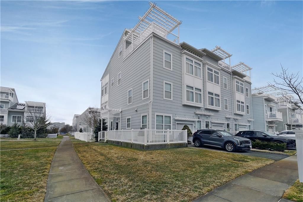 Photo of 64-28 Ocean Avenue, Arverne By The Sea, NY 11692 (MLS # 499351)