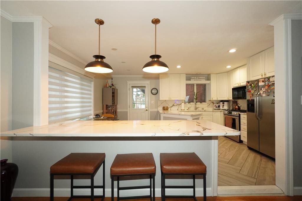 Photo of 70 Major Avenue, Staten Island, NY 10305 (MLS # 498066)