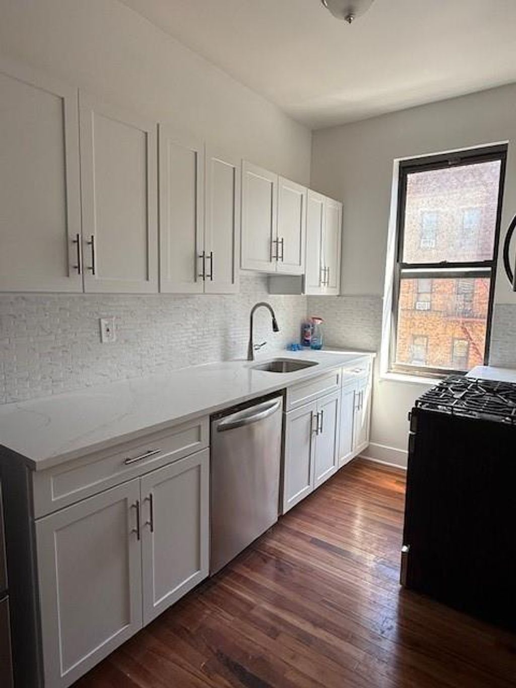 Photo of 313 Brightwater Street #5D, Brooklyn, NY 11235 (MLS # 500628)