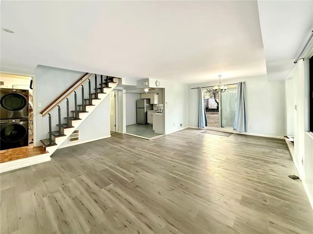 Photo of 6 Greentree Lane, Staten Island, NY 10314 (MLS # 500309)