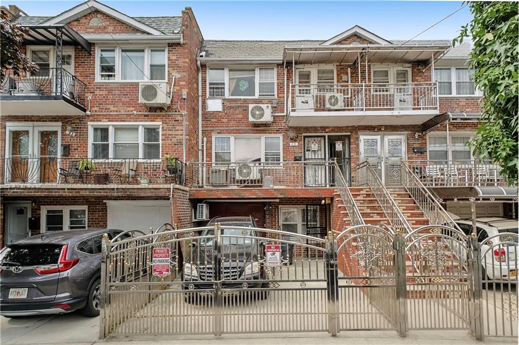 Photo of 27 Paerdegat 15th Street, Brooklyn, NY 11236 (MLS # 504787)