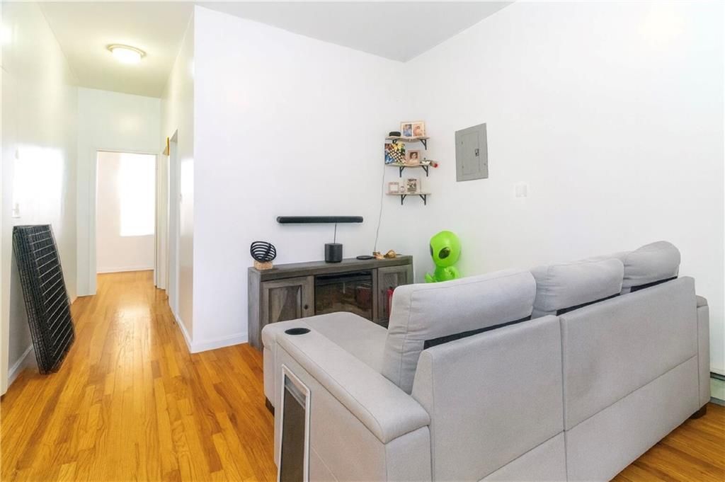 Photo of 323 Concord Avenue, Bronx, NY 10454 (MLS # 500451)