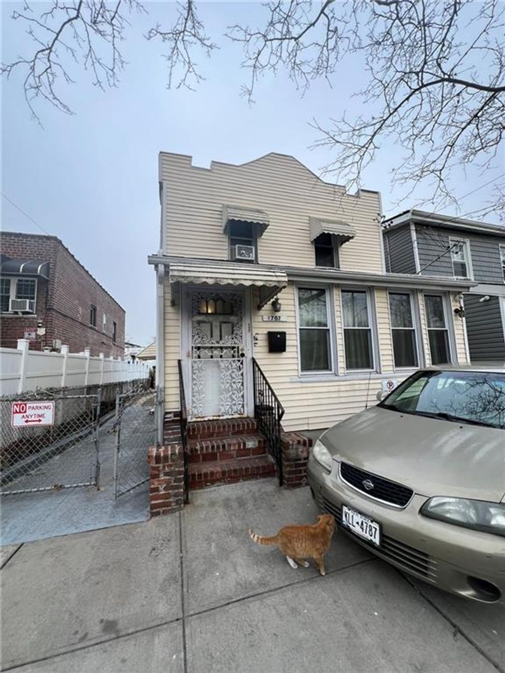 Photo of 1707 Rockaway Parkway, Brooklyn, NY 11236 (MLS # 488660)