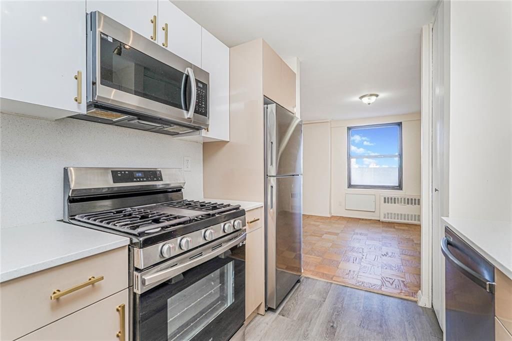 Photo of 40 Brighton 1st Road #7N, Brooklyn, NY 11235 (MLS # 498582)