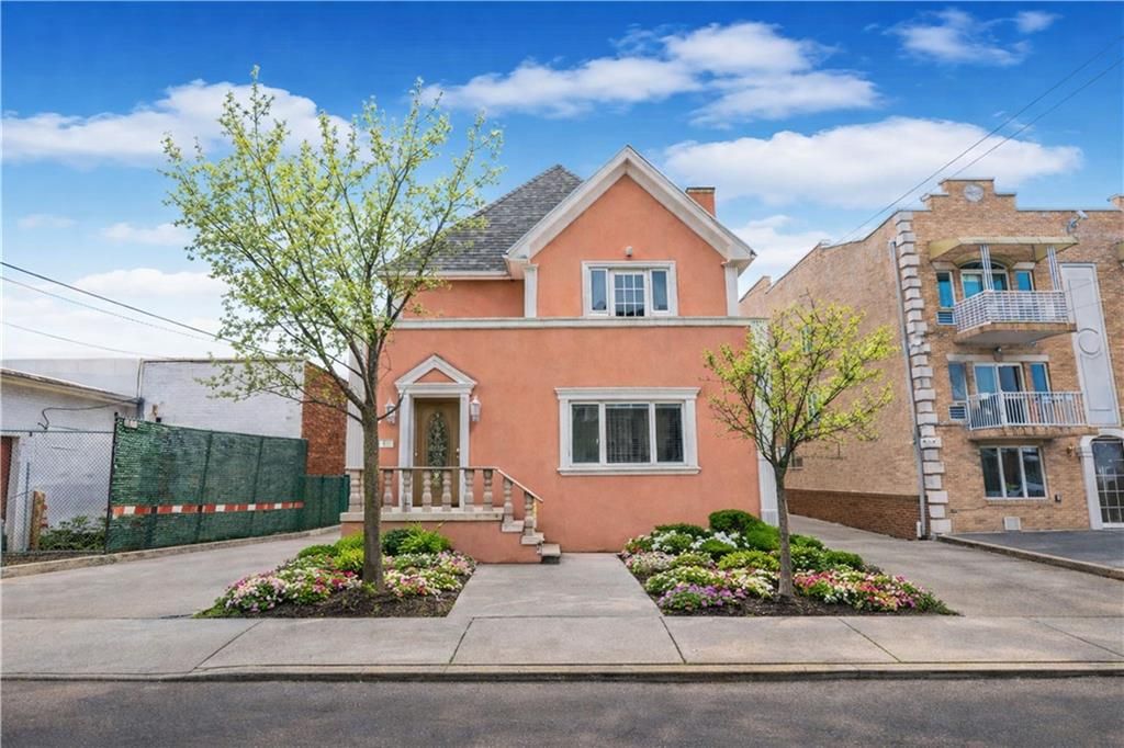 Photo of 15 Van Sicklen Street, Brooklyn, NY 11223 (MLS # 498839)